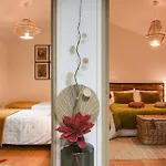 L'autre Jardin, Centre Historique, Calme, Garage Gratuit Appartamento