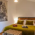 L'autre Jardin, Centre Historique, Calme, Garage Gratuit Mirepoix (Ariege)