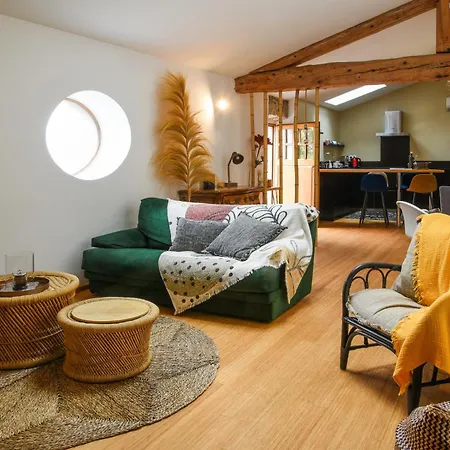 Apartment L'autre Jardin, Centre Historique, Calme, Garage Gratuit *