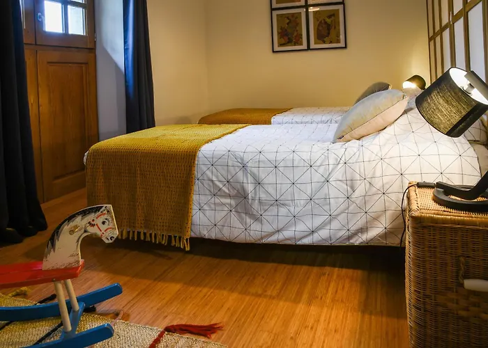 Апартаменты L'autre Jardin, Centre Historique, Calme, Garage Gratuit *