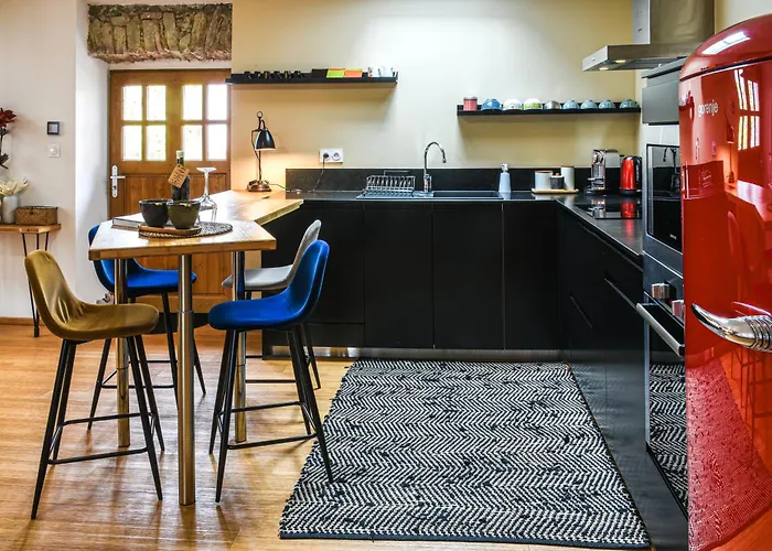 L'autre Jardin, Centre Historique, Calme, Garage Gratuit * Мирпуа