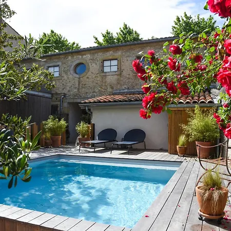 L'autre Jardin, Centre Historique, Calme, Garage Gratuit * Mirepoix (Ariege)