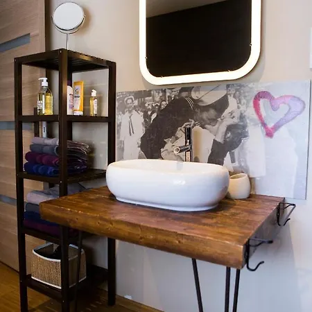 L'Autre Jardin, Centre Historique, Calme, Garage Gratuit Appartement Mirepoix (Ariege)